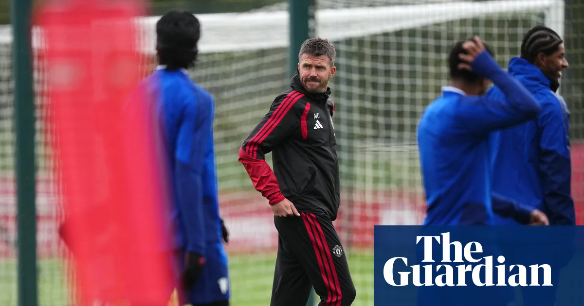 Michael Carrick garante que o Manchester United vai lutar após início difícil