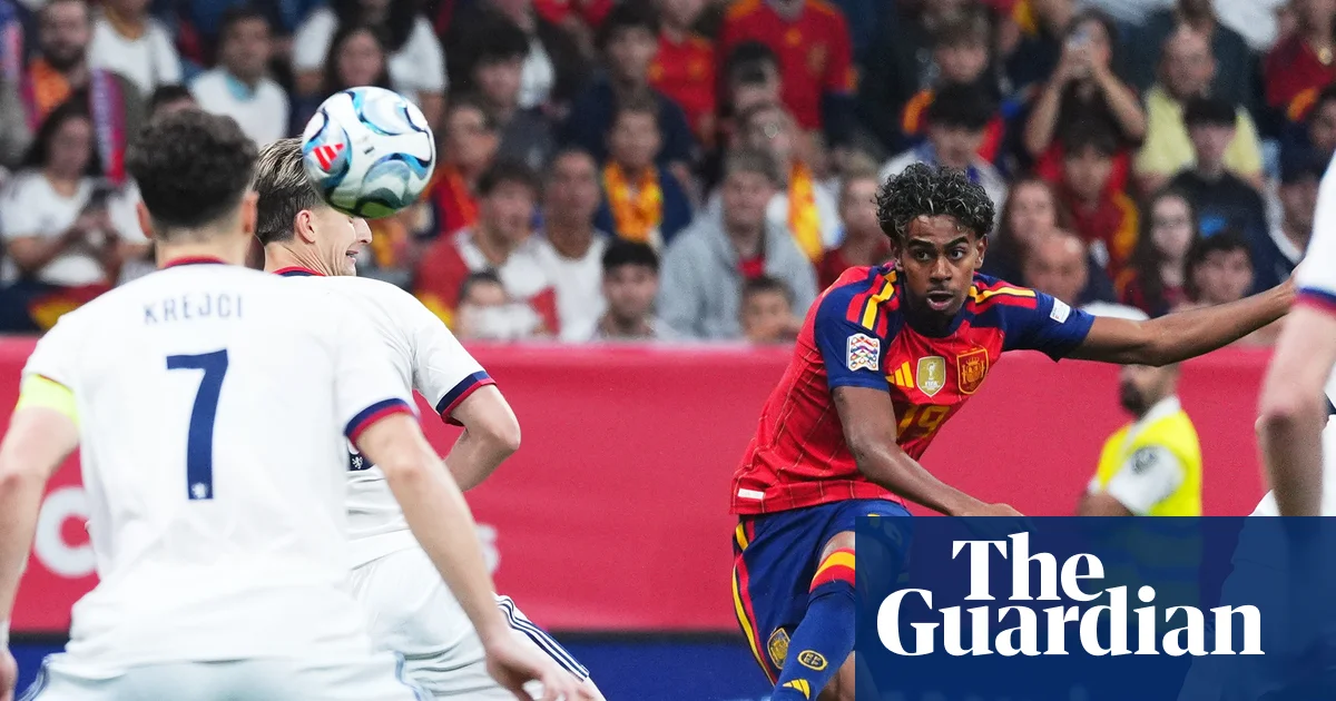 Espanha vence Chéquia por 3-1 com novo golo madrugador de Lamine Yamal