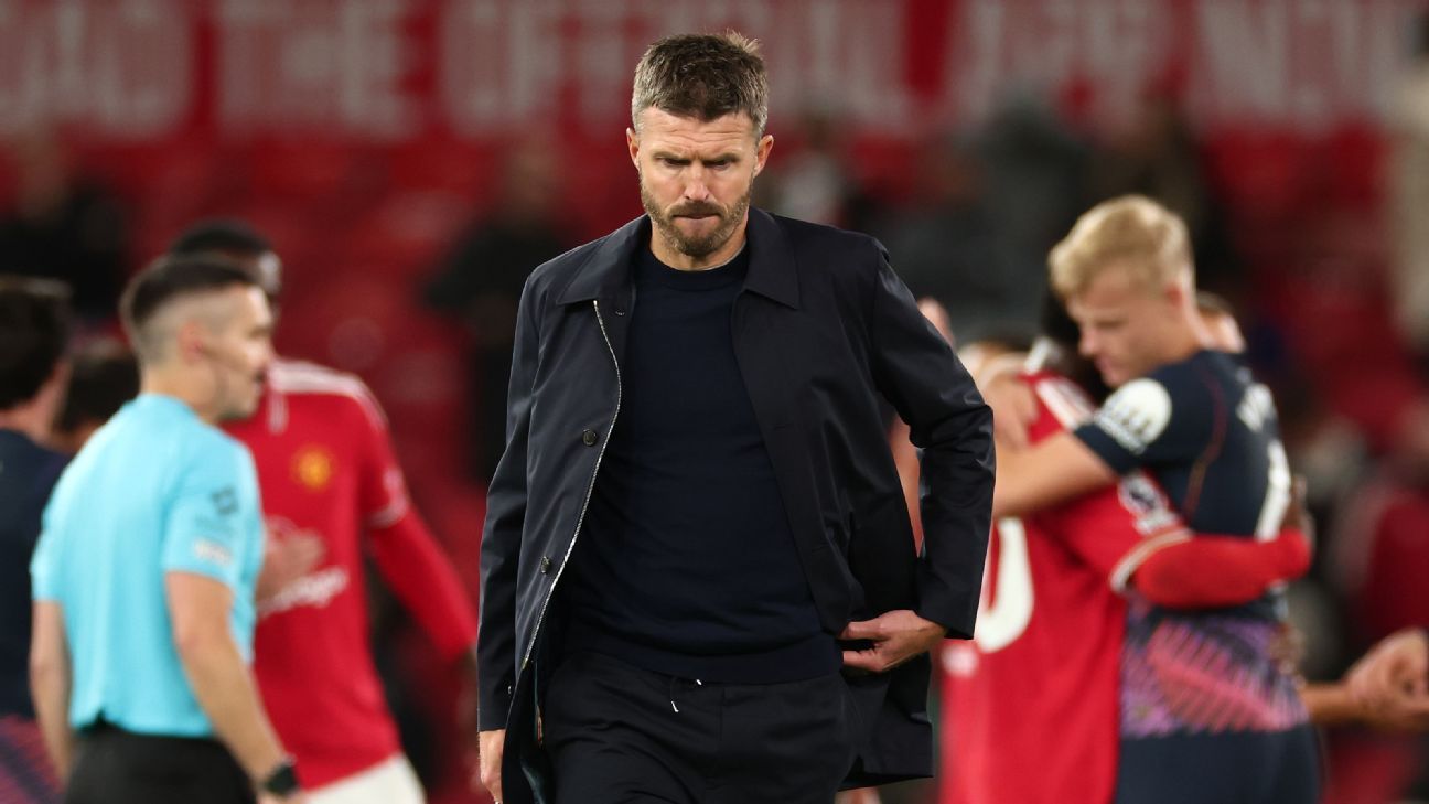 Manchester United empata com o Tottenham e regista pior arranque em 40 anos