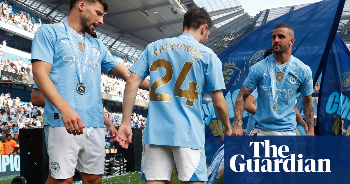 Kyle Walker defende que conquistas do Manchester City não podem ser apagadas