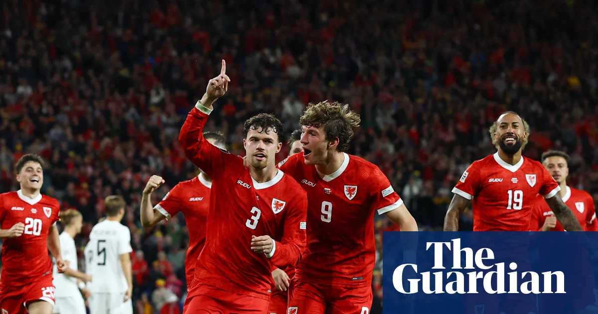 Neco Williams garante reviravolta do País de Gales frente à Noruega